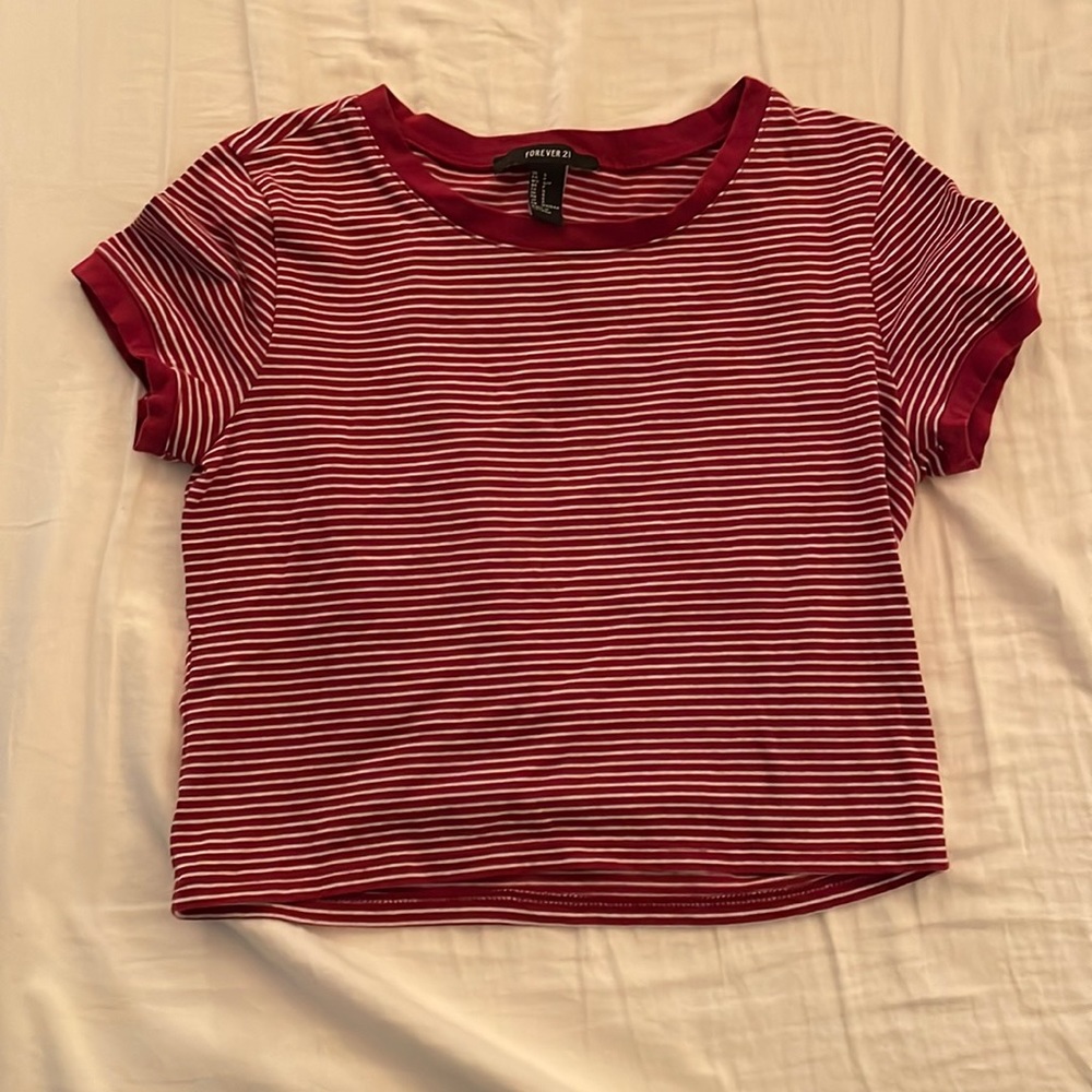 Forever 21 crop T